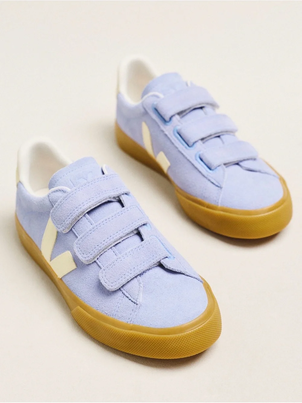 NIB Veja ChromeFree Recife Suede baby blue Velcro Sneakers Sz 7